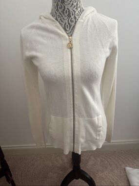 Lilly Pulitzer Cream Zip-Up Hooded Sweater with Gold Zip Pull